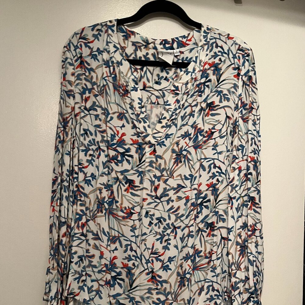 Finley White, Blue and Orange Blouse (never worn‎ - size large)